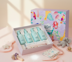 Love Momma’s 4 Bottles + Napkins Gift Hamper (Baby Shampoo, Hair Oil, Body Butter, Wash)